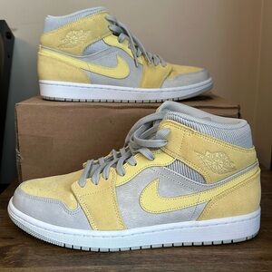 Jordan 1 mid mixed textures yellow